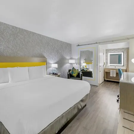 Hillstone Inn Tulare, Ascend Hotel Collection